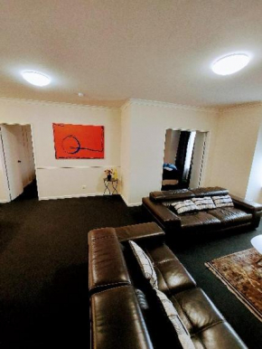 Superb 2 BR East Perth Riverside Apartment Location Comfort and Space 45